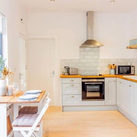 Newly Refurbished Traditional Cottage Blackrock Blackrock  Exteriör bild