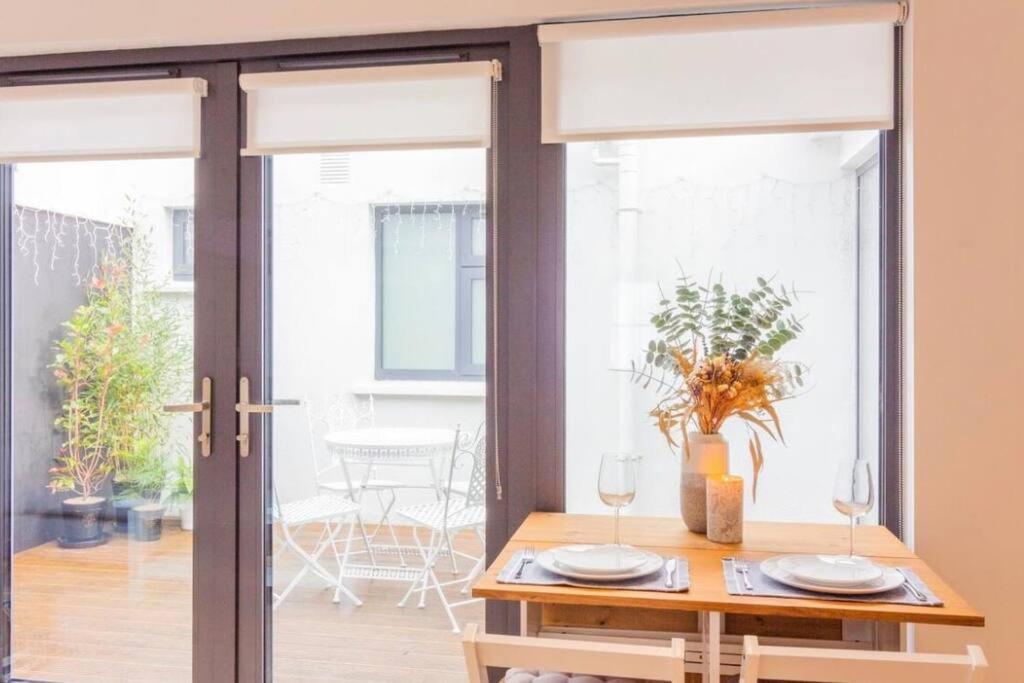 Newly Refurbished Traditional Cottage Blackrock Blackrock  Exteriör bild