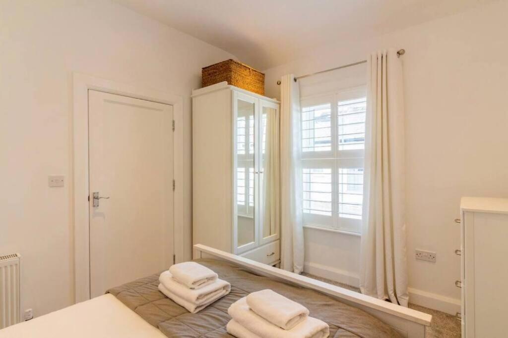 Newly Refurbished Traditional Cottage Blackrock Blackrock  Exteriör bild